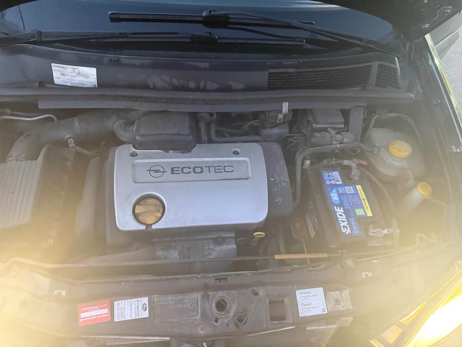 Opel Zafira, снимка 16 - Автомобили и джипове - 55162123