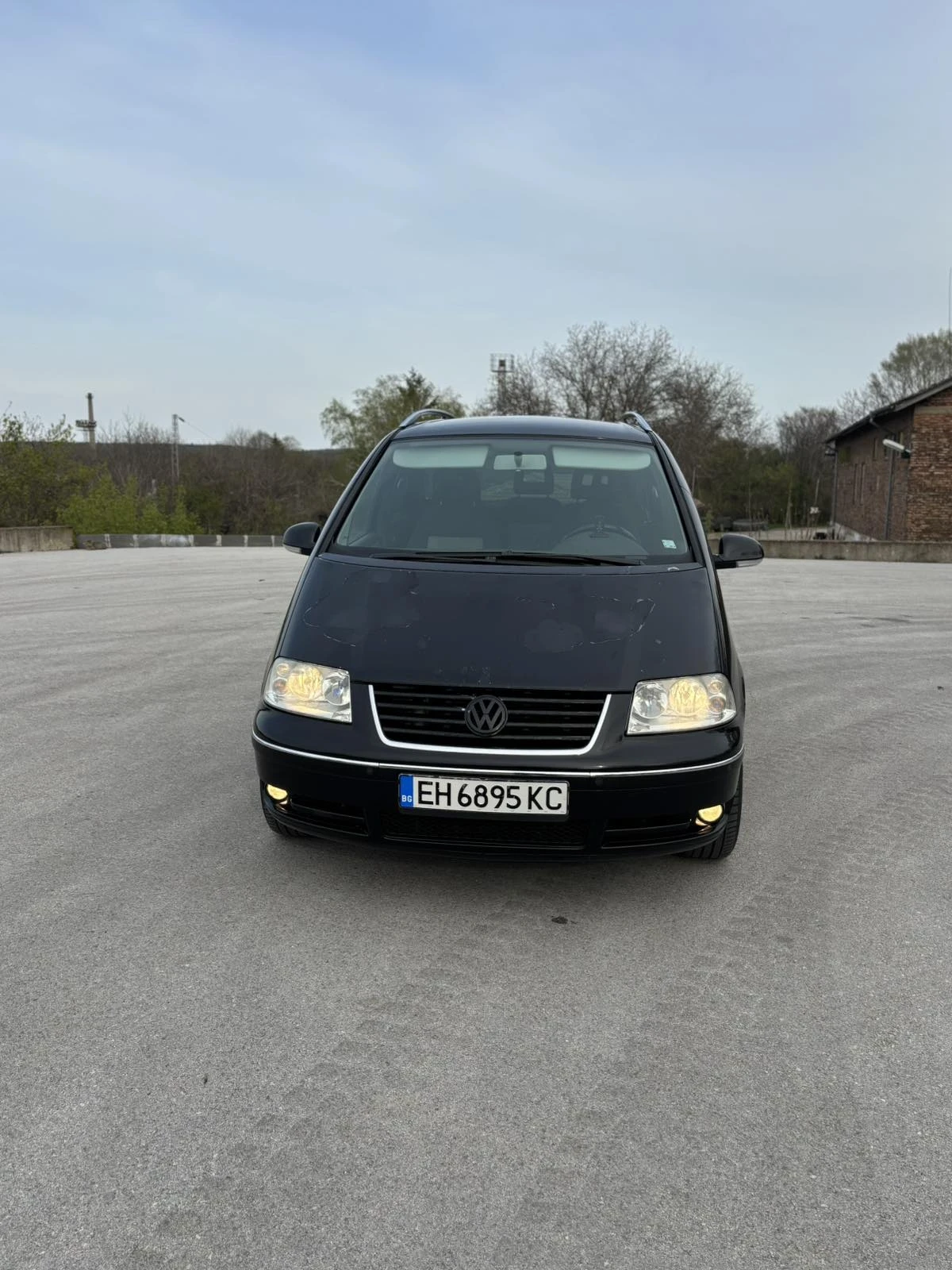VW Sharan 1.8 turbo , снимка 2 - Автомобили и джипове - 55238882