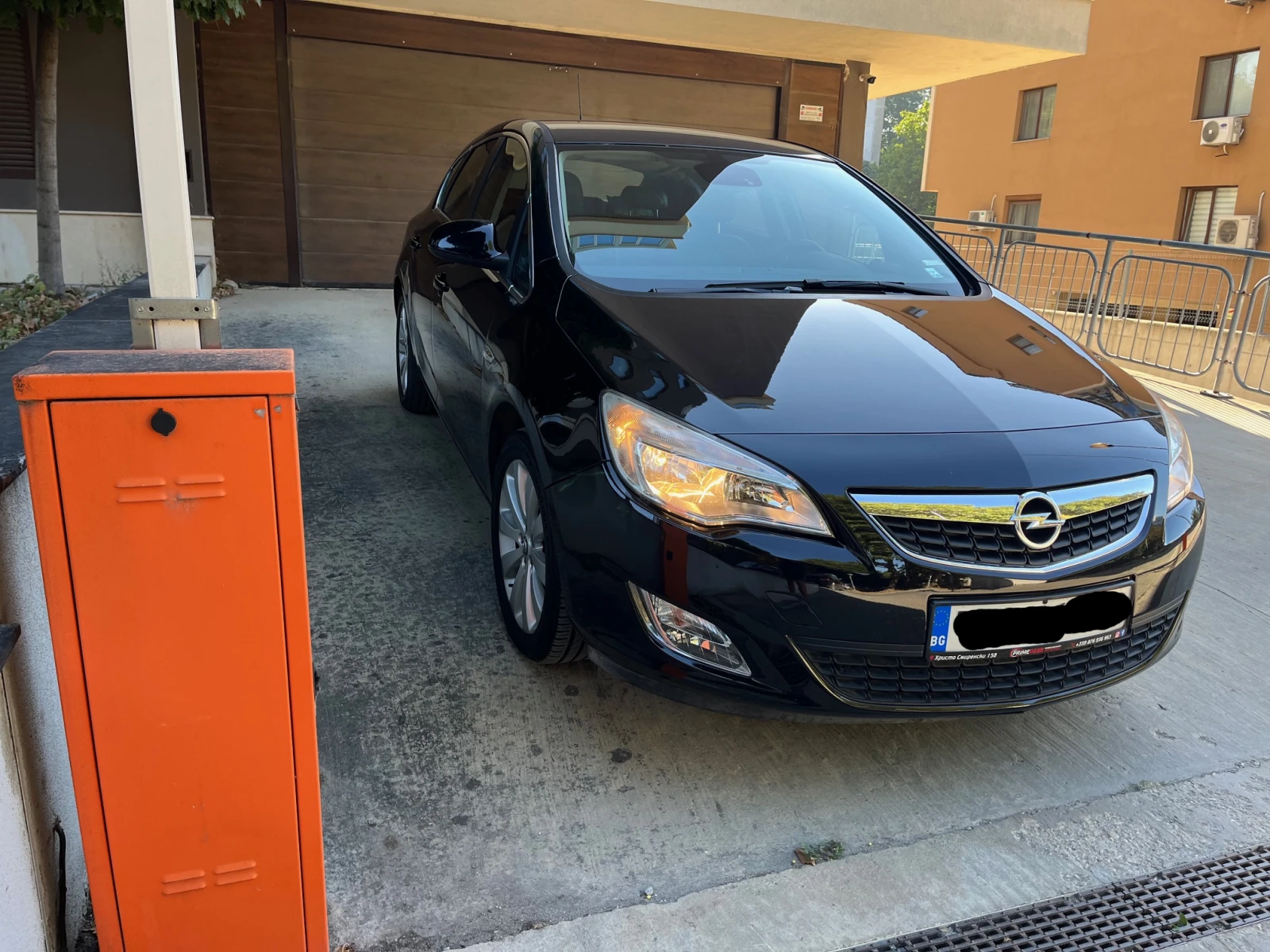 Opel Astra СПЕШНО 1.4 140кс СЕРВИЗНА ИСТОРИЯ Cosmo