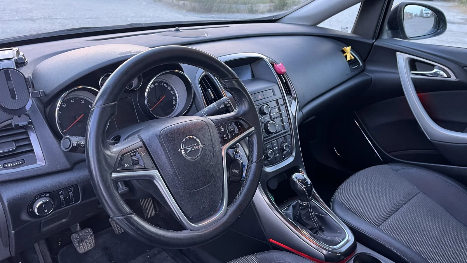 Opel Astra 1.4 140кс СЕРВИЗНА ИСТОРИЯ, снимка 9 - Автомобили и джипове - 55351801