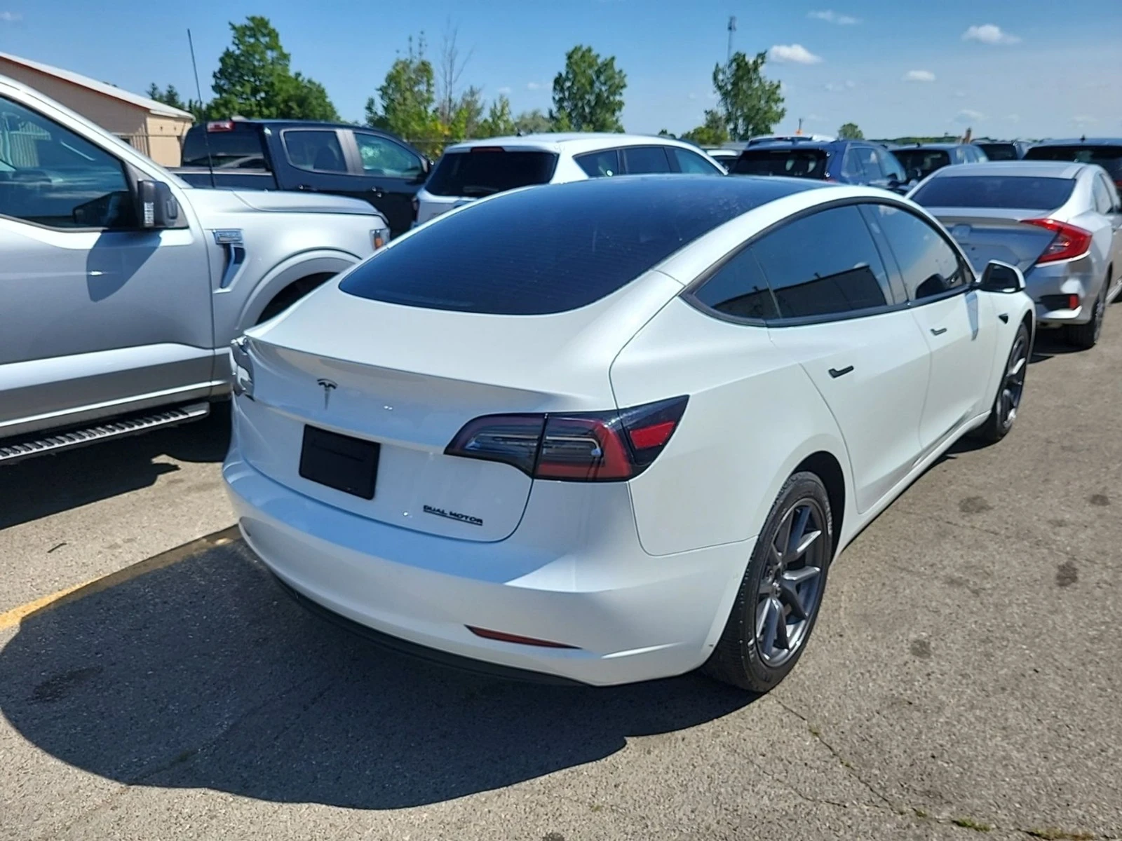 Tesla Model 3 LONG RANGE ЦЕНА ДО БЪЛГАРИЯ АВТОКРЕДИТ, снимка 4 - Автомобили и джипове - 55466807