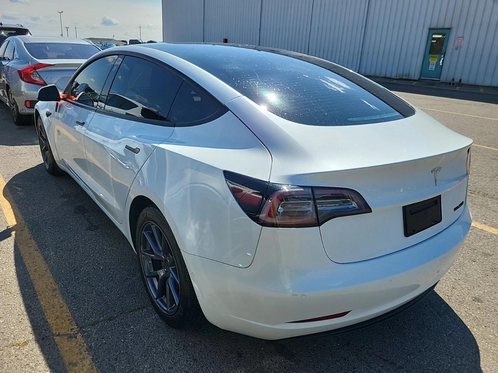 Tesla Model 3 LONG RANGE ЦЕНА ДО БЪЛГАРИЯ АВТОКРЕДИТ, снимка 6 - Автомобили и джипове - 55466807