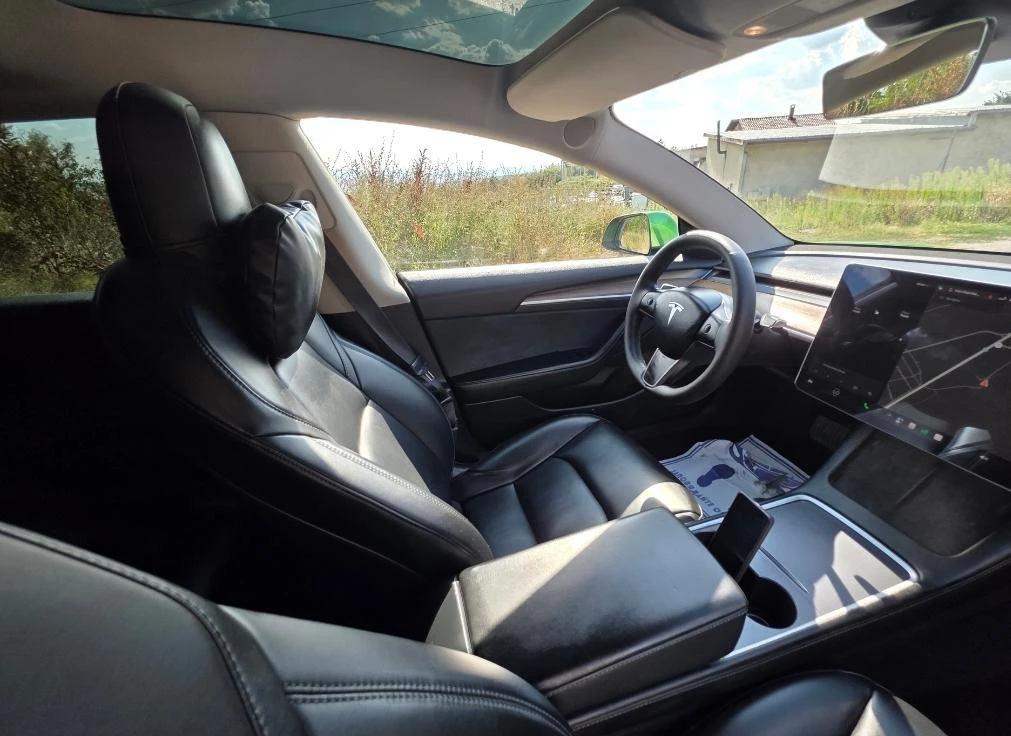 Tesla Model 3 Термопомпа, LFP за Такси, снимка 11 - Автомобили и джипове - 55849350