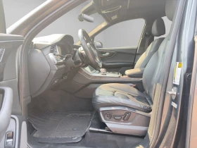 Audi Q7 55TFSI* MATRIX* S* LINE* ПАНОРАМА* МЪРТВАТ* ТОЧКА*, снимка 13