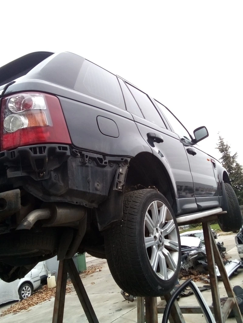 Land Rover Range Rover Sport, снимка 3 - Автомобили и джипове - 47850579