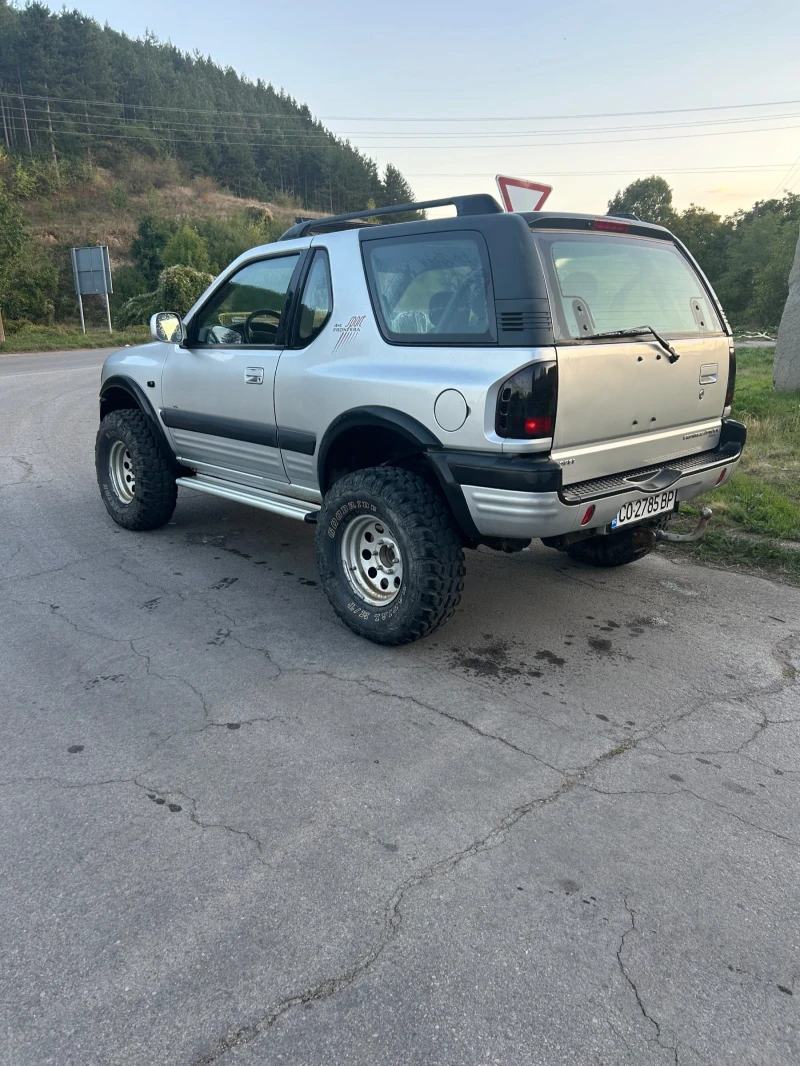 Opel Frontera 2.2d 116, снимка 3 - Автомобили и джипове - 47586854