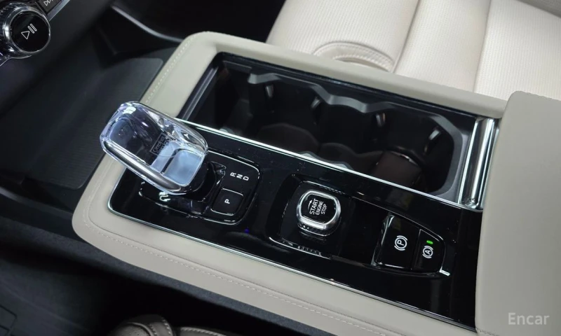 Volvo Xc90, снимка 9 - Автомобили и джипове - 53056051