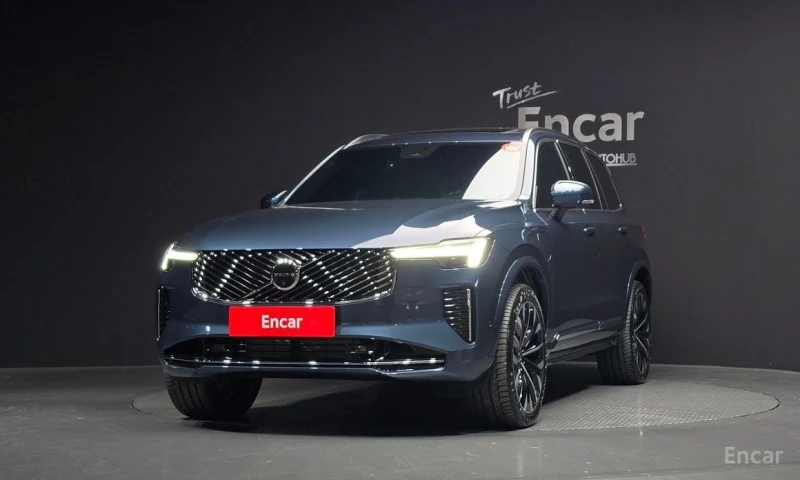 Volvo Xc90, снимка 3 - Автомобили и джипове - 53056051