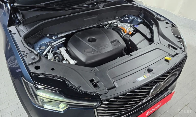 Volvo Xc90, снимка 6 - Автомобили и джипове - 53056051