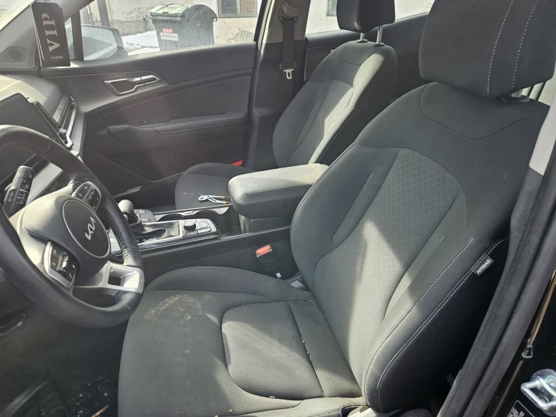 Kia Sportage 1.6i, снимка 6 - Автомобили и джипове - 53565459