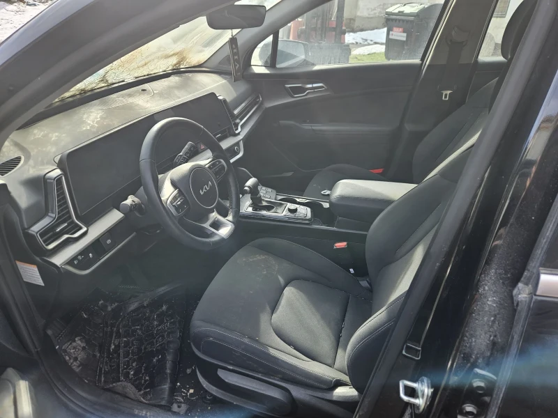 Kia Sportage 1.6i, снимка 5 - Автомобили и джипове - 53565459