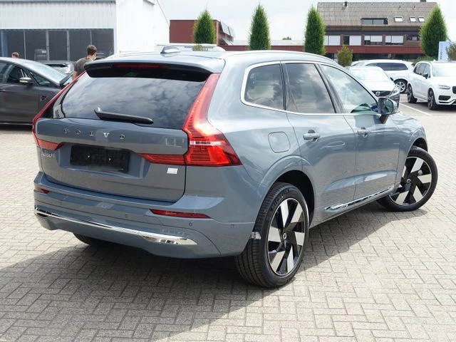 Volvo XC60  Recharge Plus T8 AWD - изображение 2