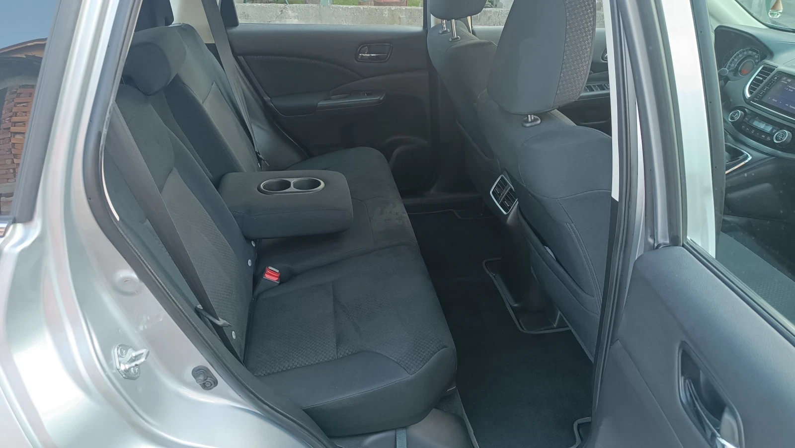 Honda Cr-v 2.0 топ състояние  - изображение 10