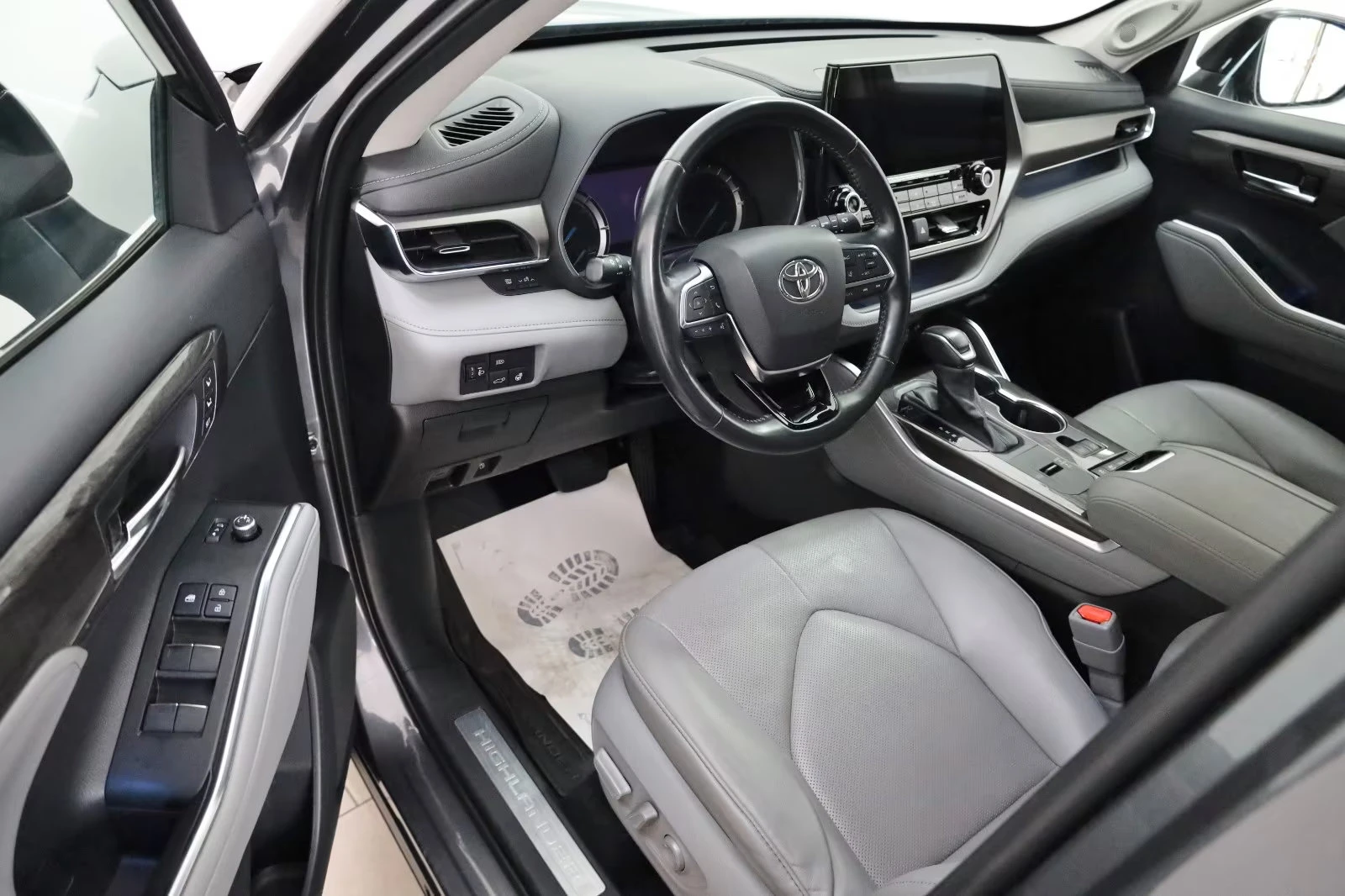 Toyota Highlander HEV/EXECUTIVE/243HP/7S./CAM/ACC/JBL/MEMO/AMBI/731f - изображение 3