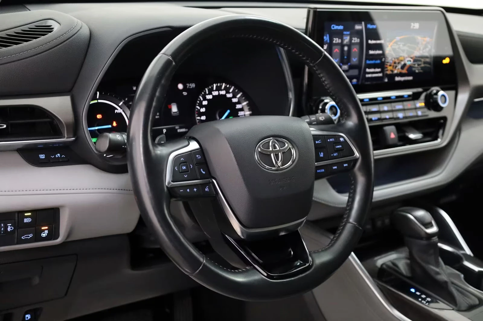 Toyota Highlander HEV/EXECUTIVE/243HP/7S./CAM/ACC/JBL/MEMO/AMBI/731f - изображение 4