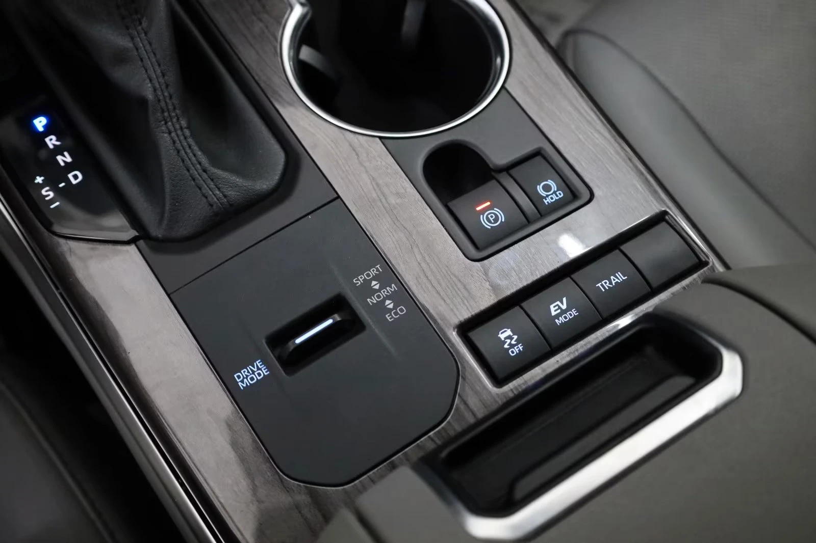 Toyota Highlander HEV/EXECUTIVE/243HP/7S/CAM/ACC/JBL/MEMO/AMBI/731f | Mobile.bg   11