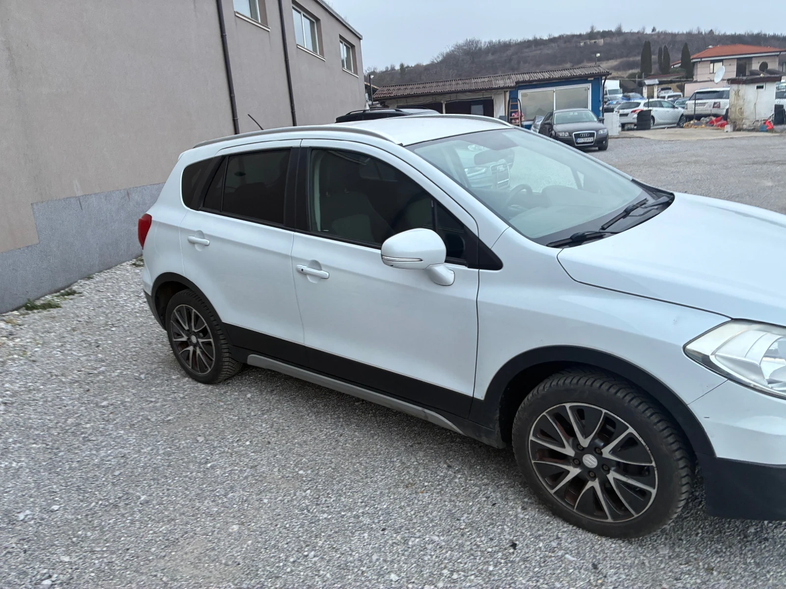 Suzuki SX4 S-Cross  - изображение 4