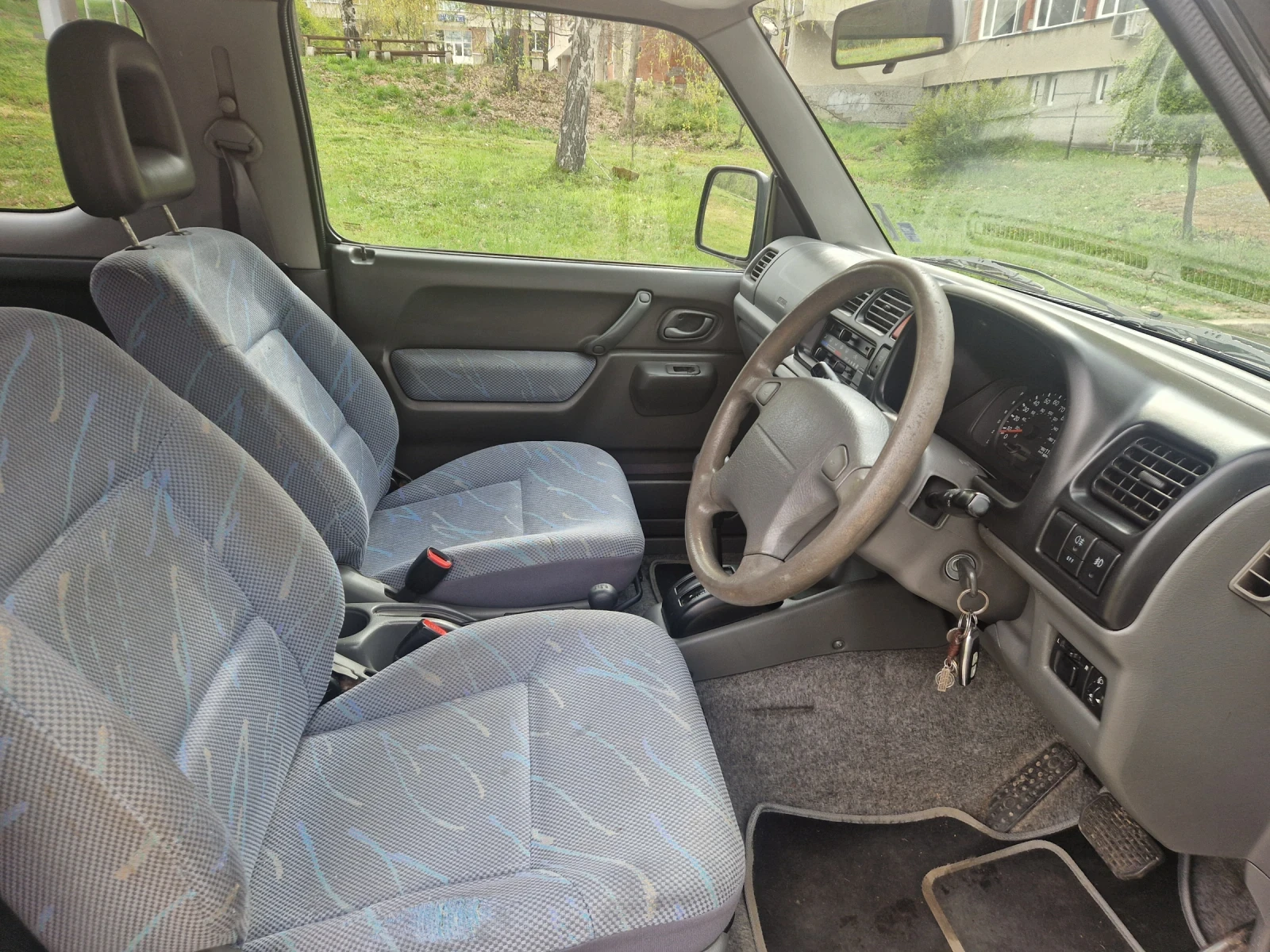 Suzuki Jimny, снимка 9 - Автомобили и джипове - 53475168