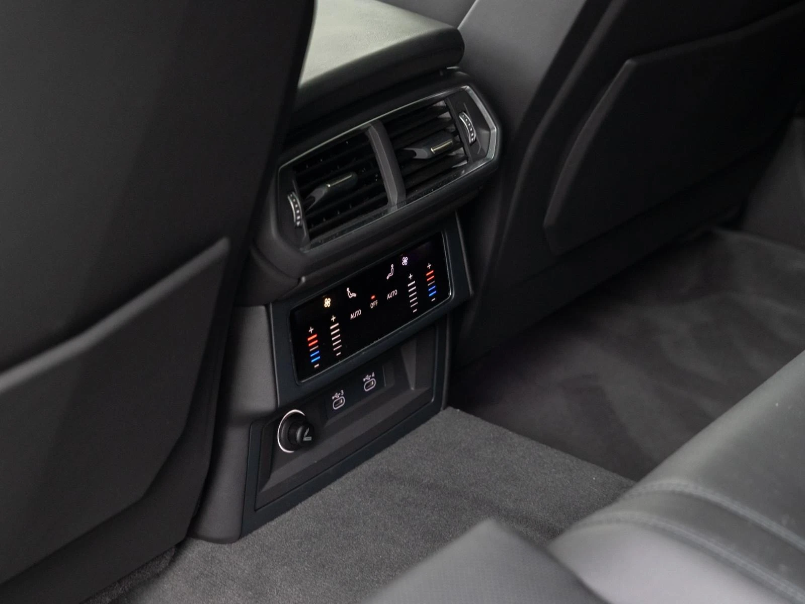 Lamborghini Urus S/666 HP/CERAMIC/SENSONUM/NIGHT VISION/PANO/TV/ | Mobile.bg � ����������� 17