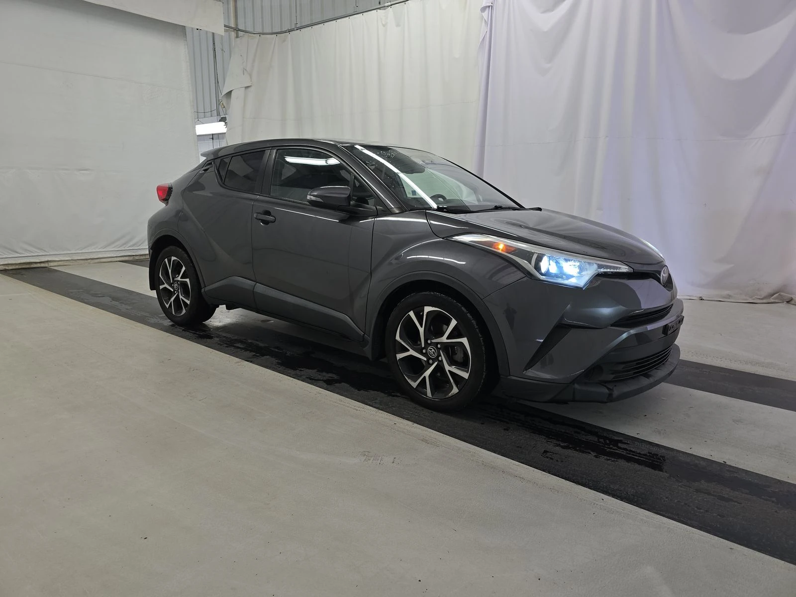Toyota C-HR, снимка 3 - Автомобили и джипове - 53826926