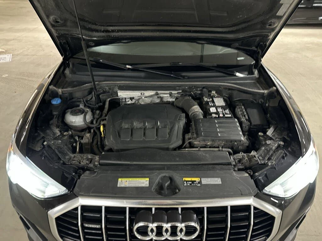Audi Q3 45TFSI* DISTRONIC* ПАНОРАМА* ПОДГРЕВ* КАМЕРА, снимка 5 - Автомобили и джипове - 54726893