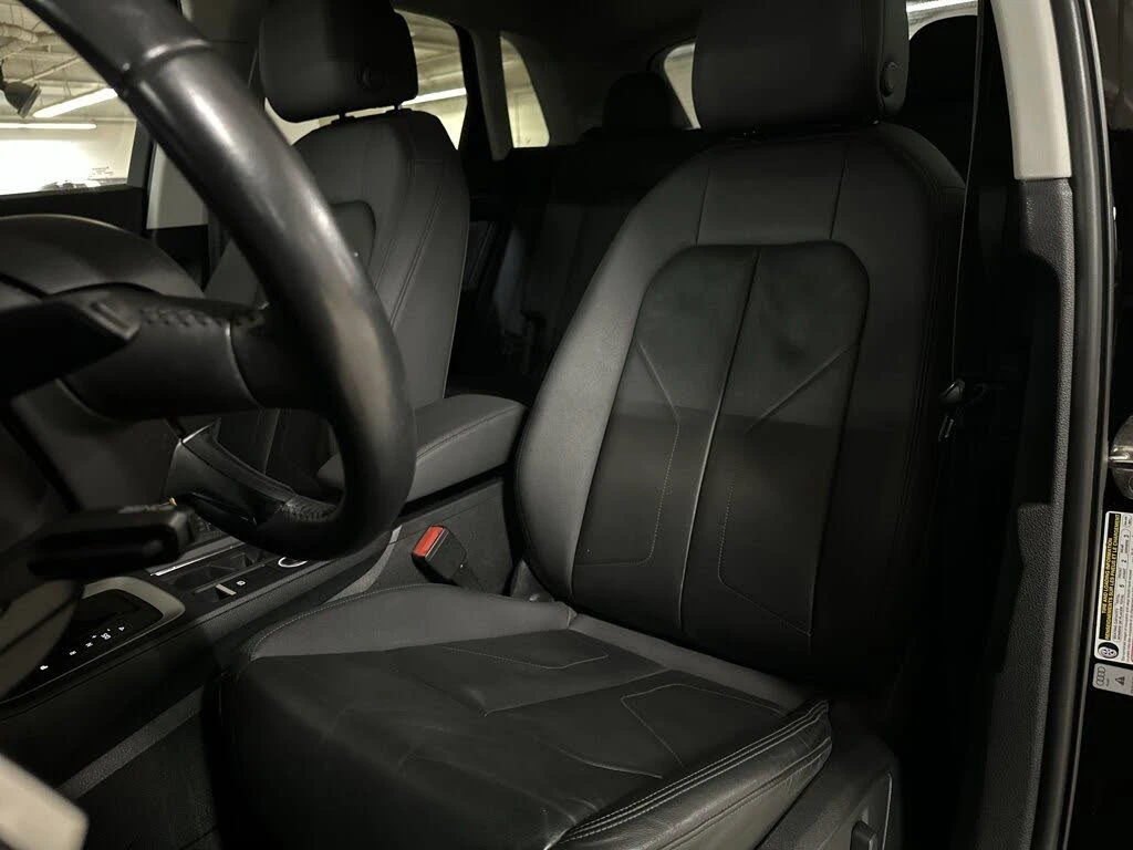 Audi Q3 45TFSI* DISTRONIC* ПАНОРАМА* ПОДГРЕВ* КАМЕРА, снимка 7 - Автомобили и джипове - 54726893