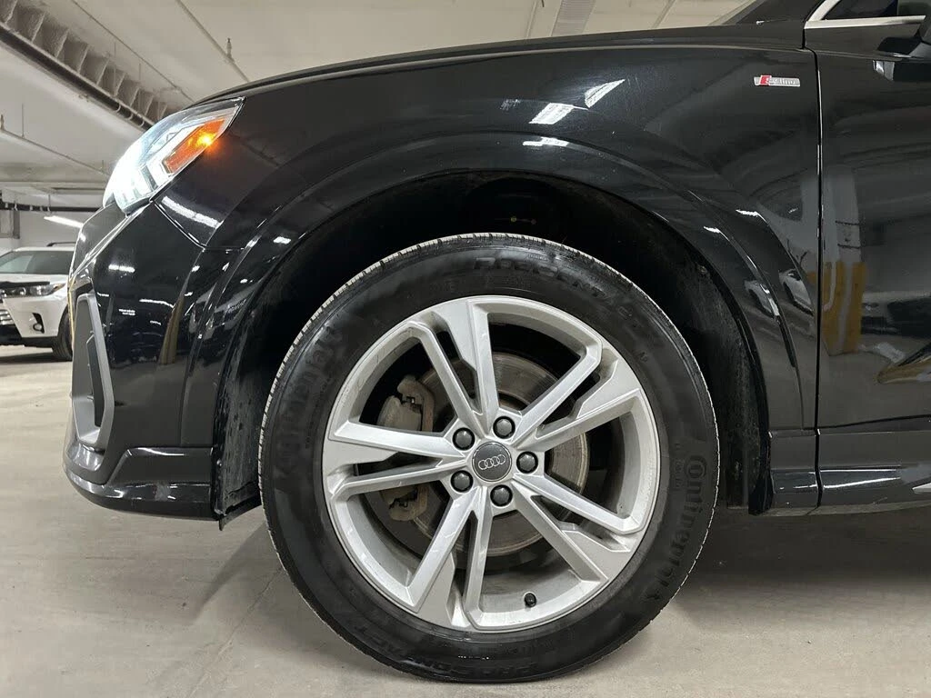 Audi Q3 45TFSI* DISTRONIC* ПАНОРАМА* ПОДГРЕВ* КАМЕРА, снимка 4 - Автомобили и джипове - 54726893