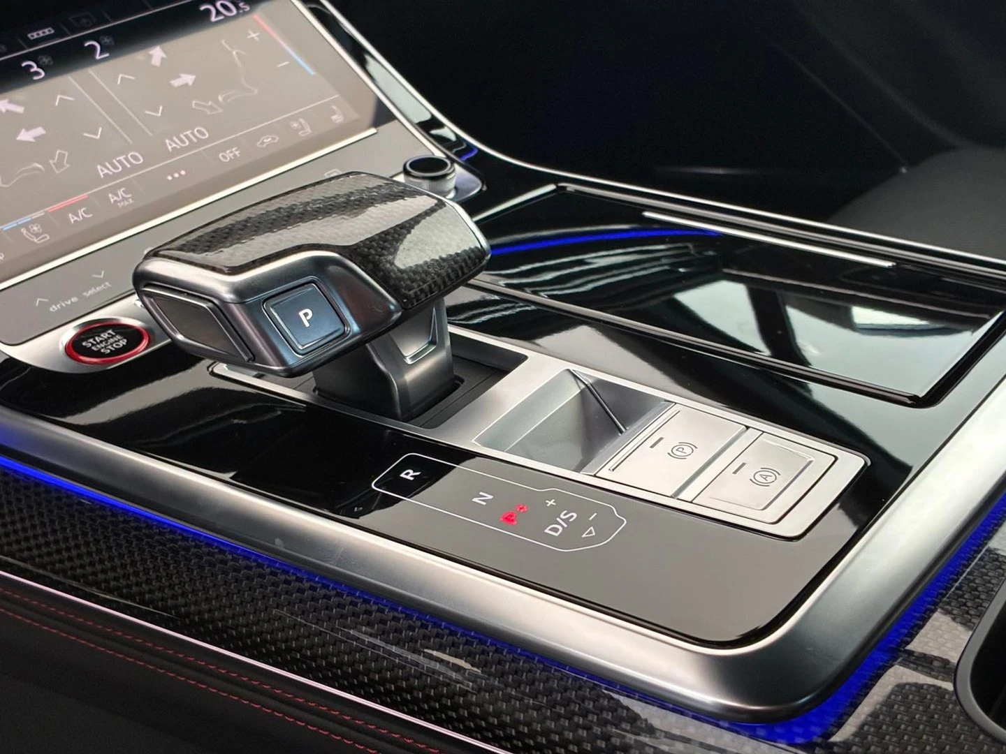 Audi SQ7, снимка 11 - Автомобили и джипове - 56005968