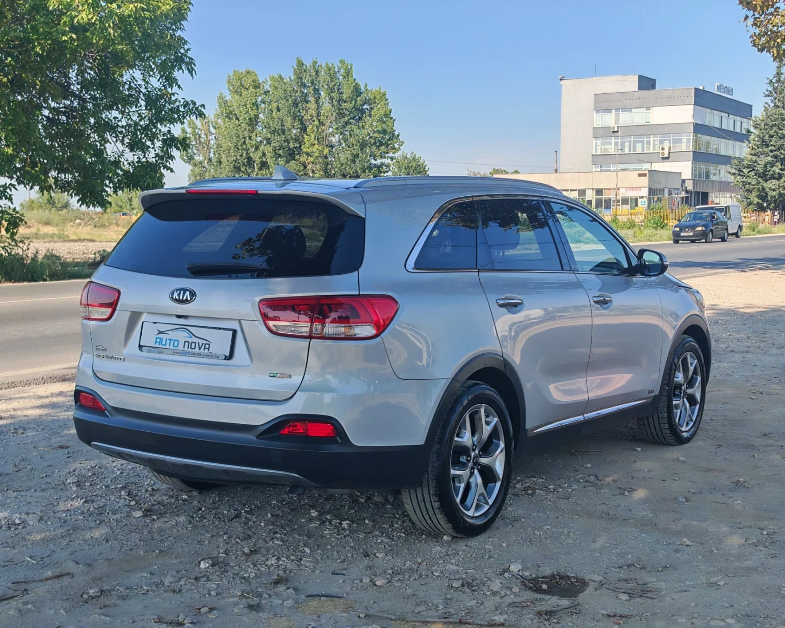 Kia Sorento 2.2 200 К.С. REBEL! 4Х4! 7 МЕСТА! 147 000 KM!!! , снимка 7 - Автомобили и джипове - 55493900