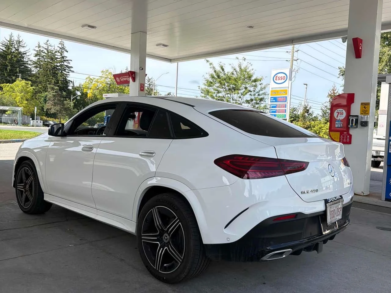 Mercedes-Benz GLE 450 COUPE| BURMESTER| HUD| 360| ОБДУХ| ПАНО| 2 КЛЮЧА, снимка 2 - Автомобили и джипове - 56216771