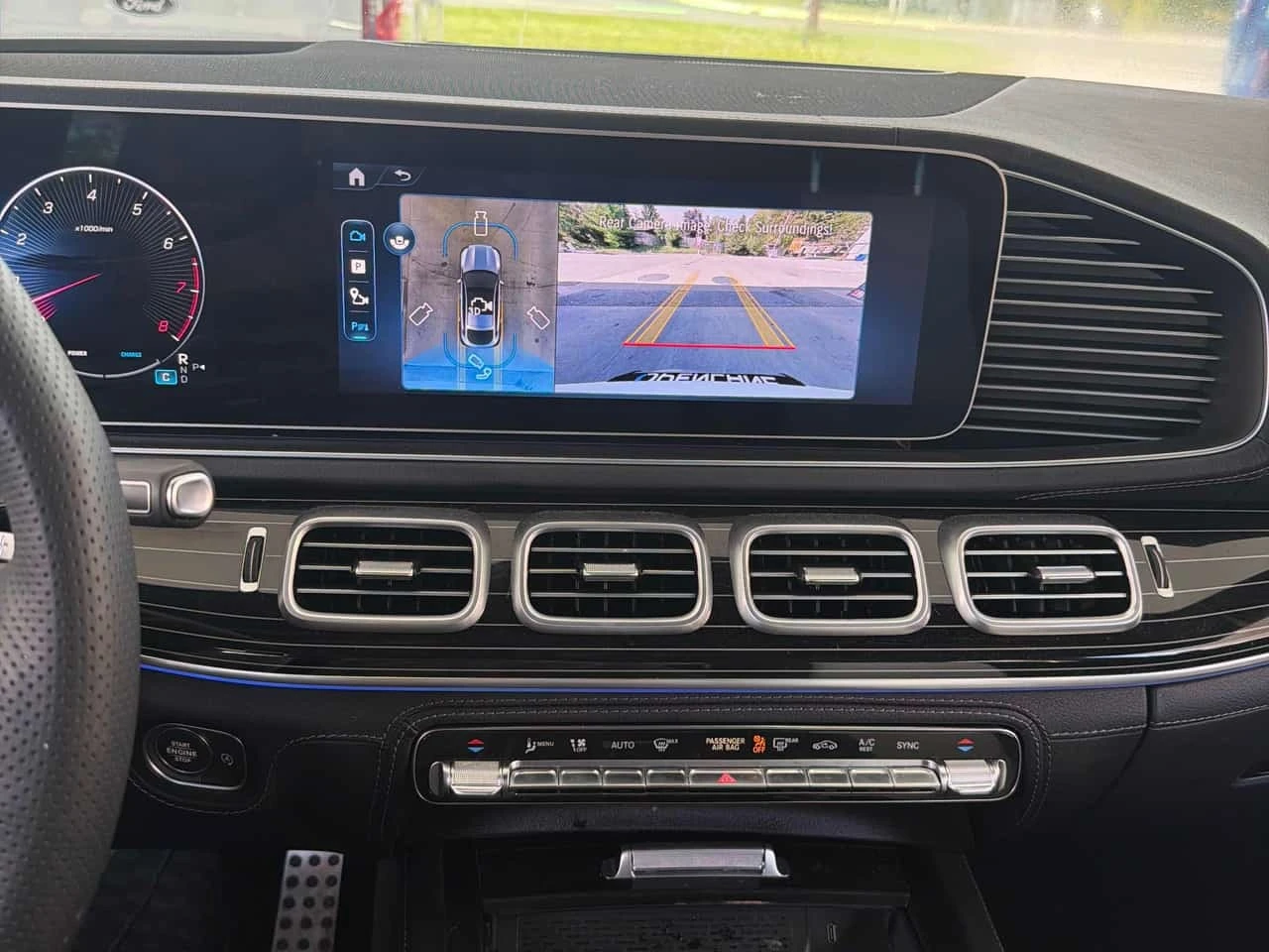 Mercedes-Benz GLE 450 COUPE| BURMESTER| HUD| 360| ОБДУХ| ПАНО| 2 КЛЮЧА, снимка 9 - Автомобили и джипове - 56216771
