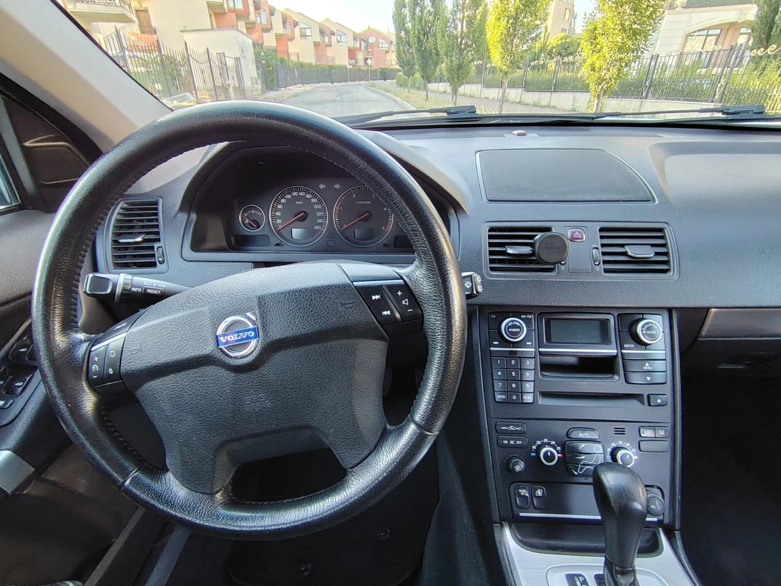 Volvo Xc90 Дизел 2, 4 D5 AWD 185 к.с., снимка 11 - Автомобили и джипове - 56243226