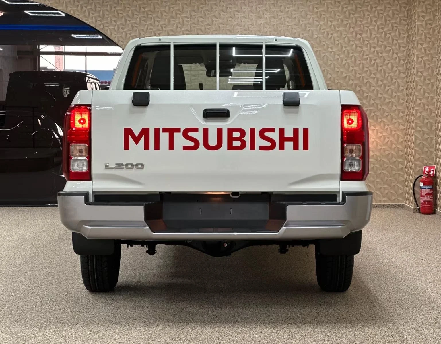 Mitsubishi L200 L200* ����� ���� 30����* 2027�* 4�4* *  | Mobile.bg � ����������� 9