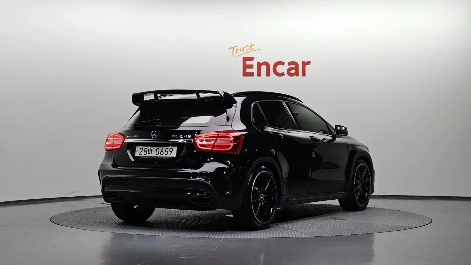 Mercedes-Benz GLA 45 AMG, снимка 2 - Автомобили и джипове - 56686740