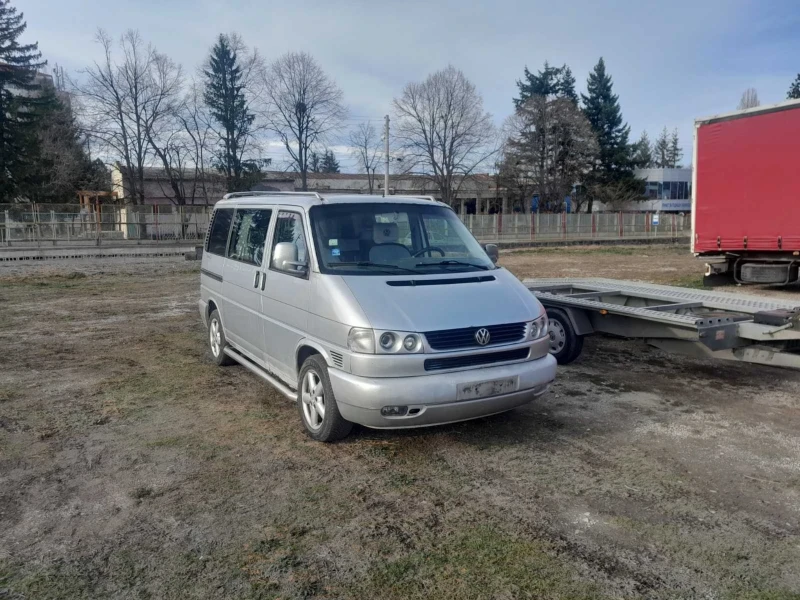 VW Multivan 2.5TDI 151ps, снимка 1 - Бусове и автобуси - 47046685