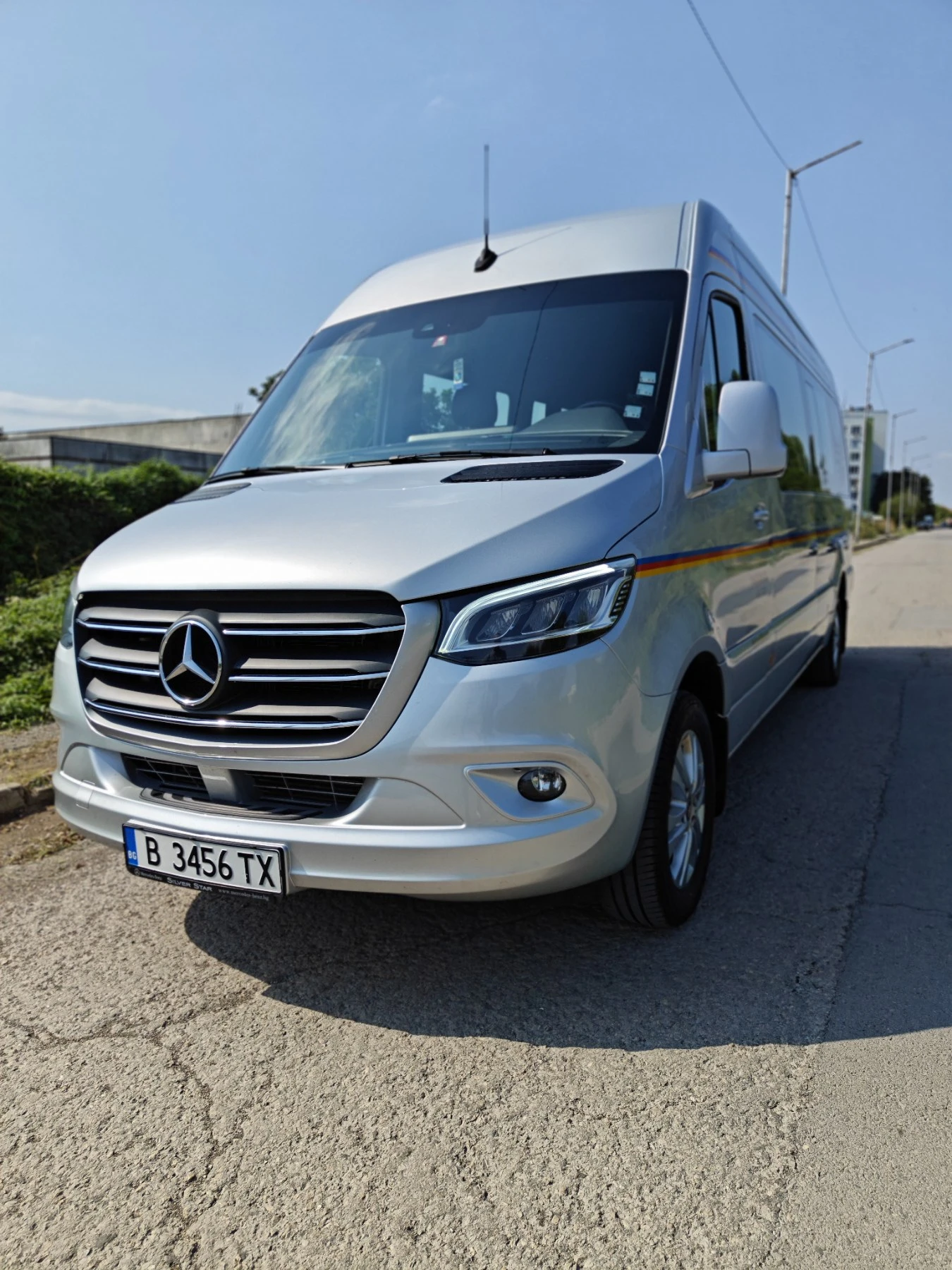 Mercedes-Benz Sprinter 319 tourer V6 - изображение 2