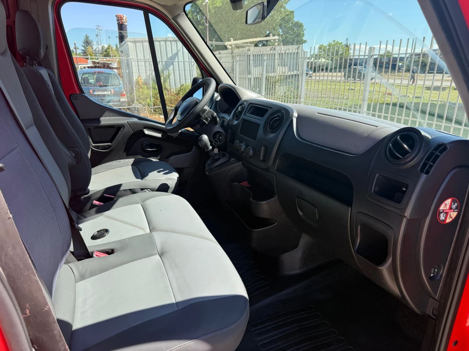 Renault Master * * КЛИМАТИК* * Каросерия -4.40 м, снимка 8 - Бусове и автобуси - 54282701