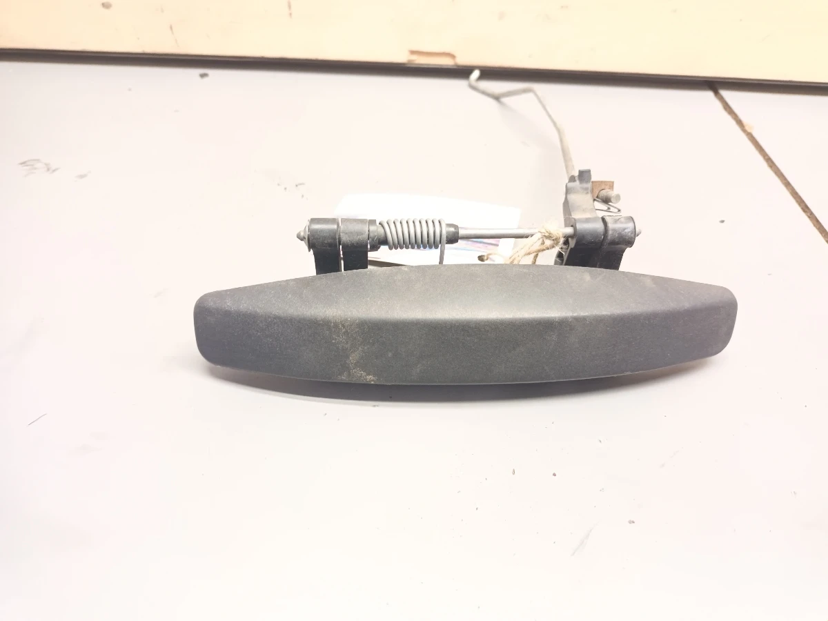 външна дръжка предна лява Дачия Докер 1,5дци в