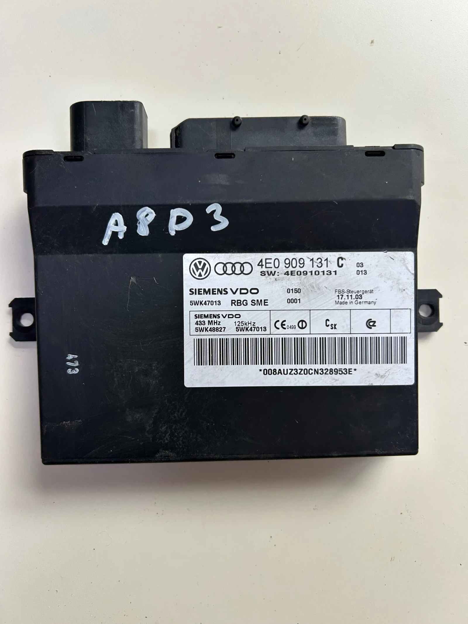 4E0909131C модул KEYLESS GO AUDI A8 D3 2002-2008