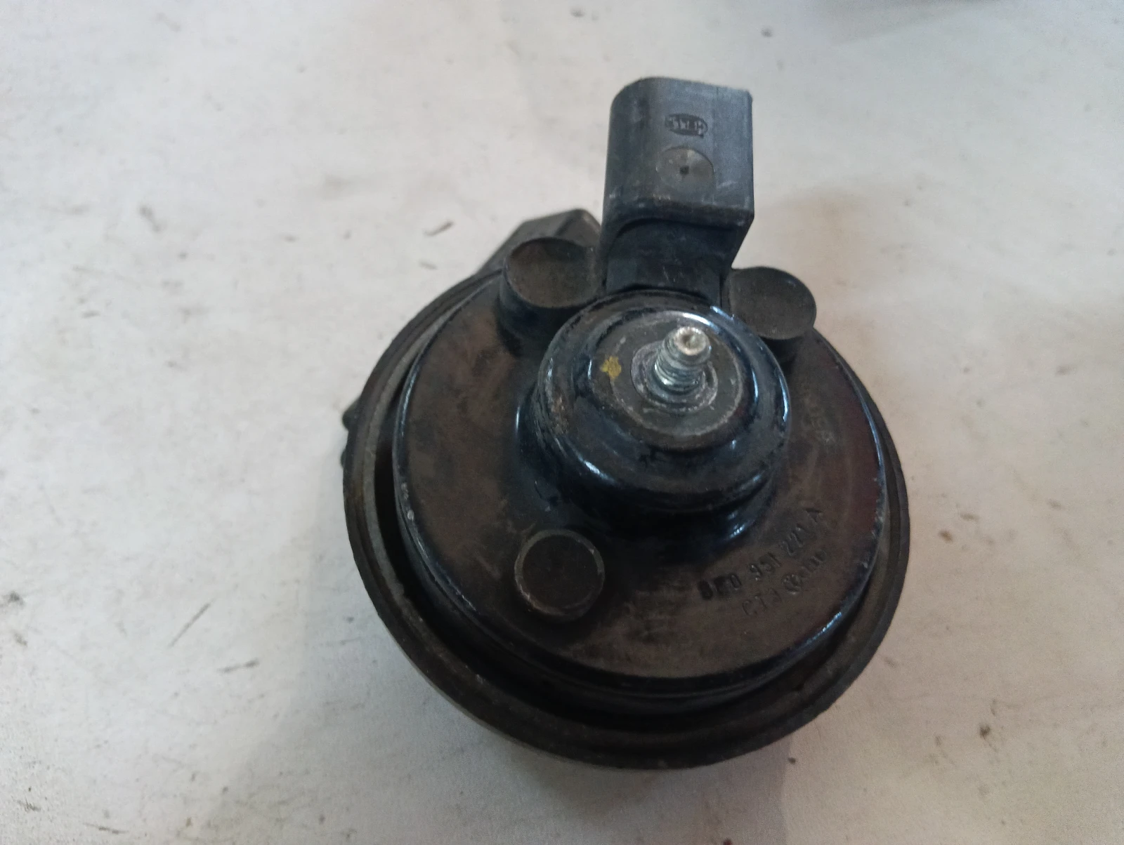 клаксон 8E0951221A Audi A4