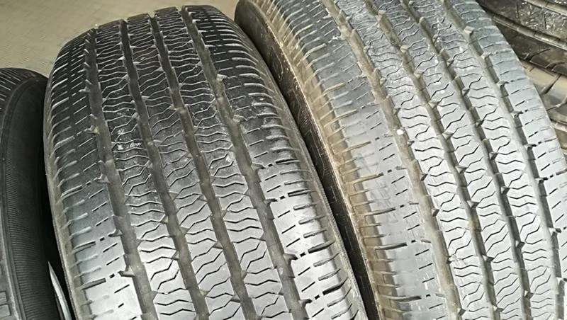 Гуми Летни 235/60R17, снимка 4 - Гуми и джанти - 24986808