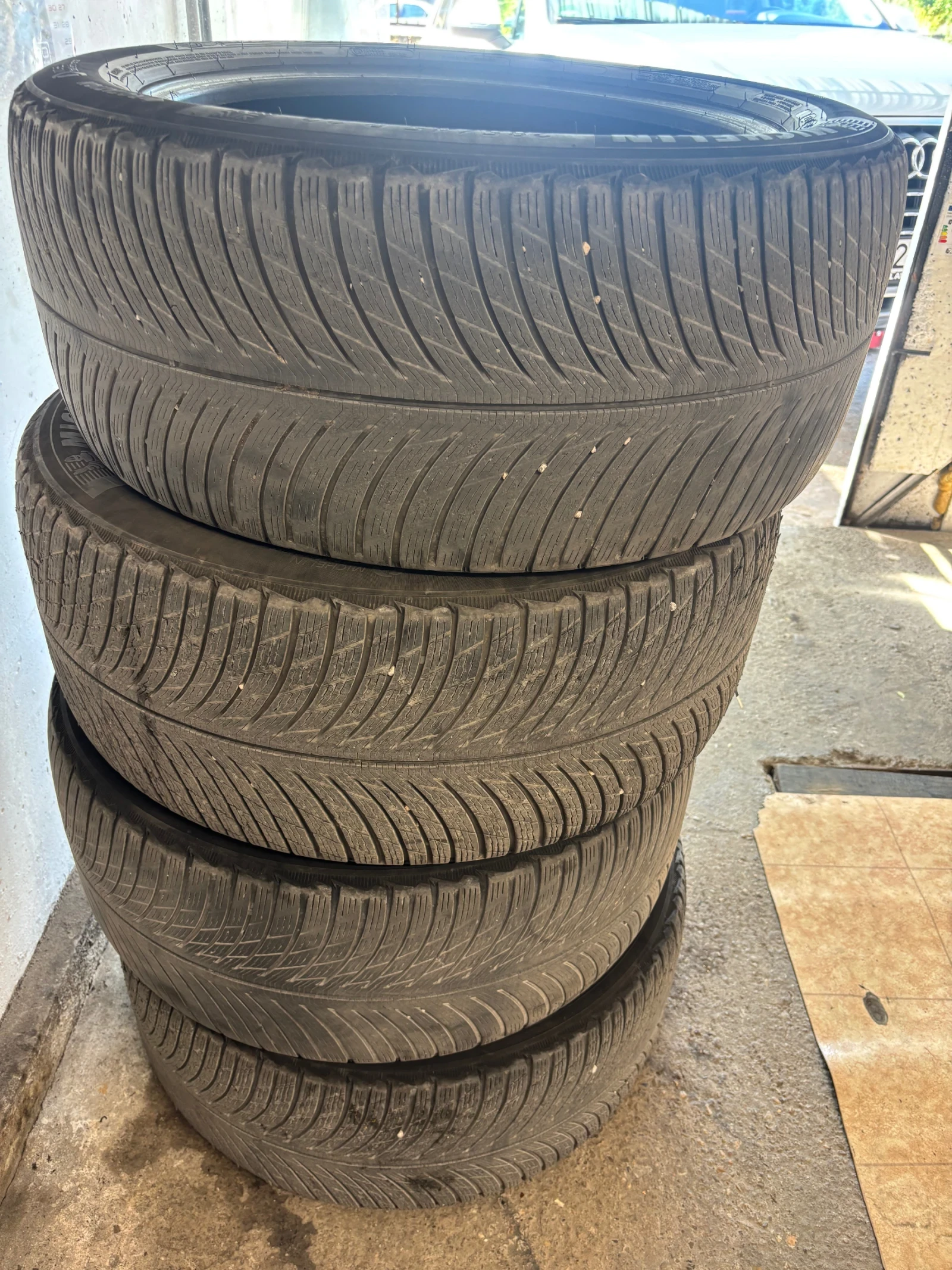Гуми Зимни 285/45R20