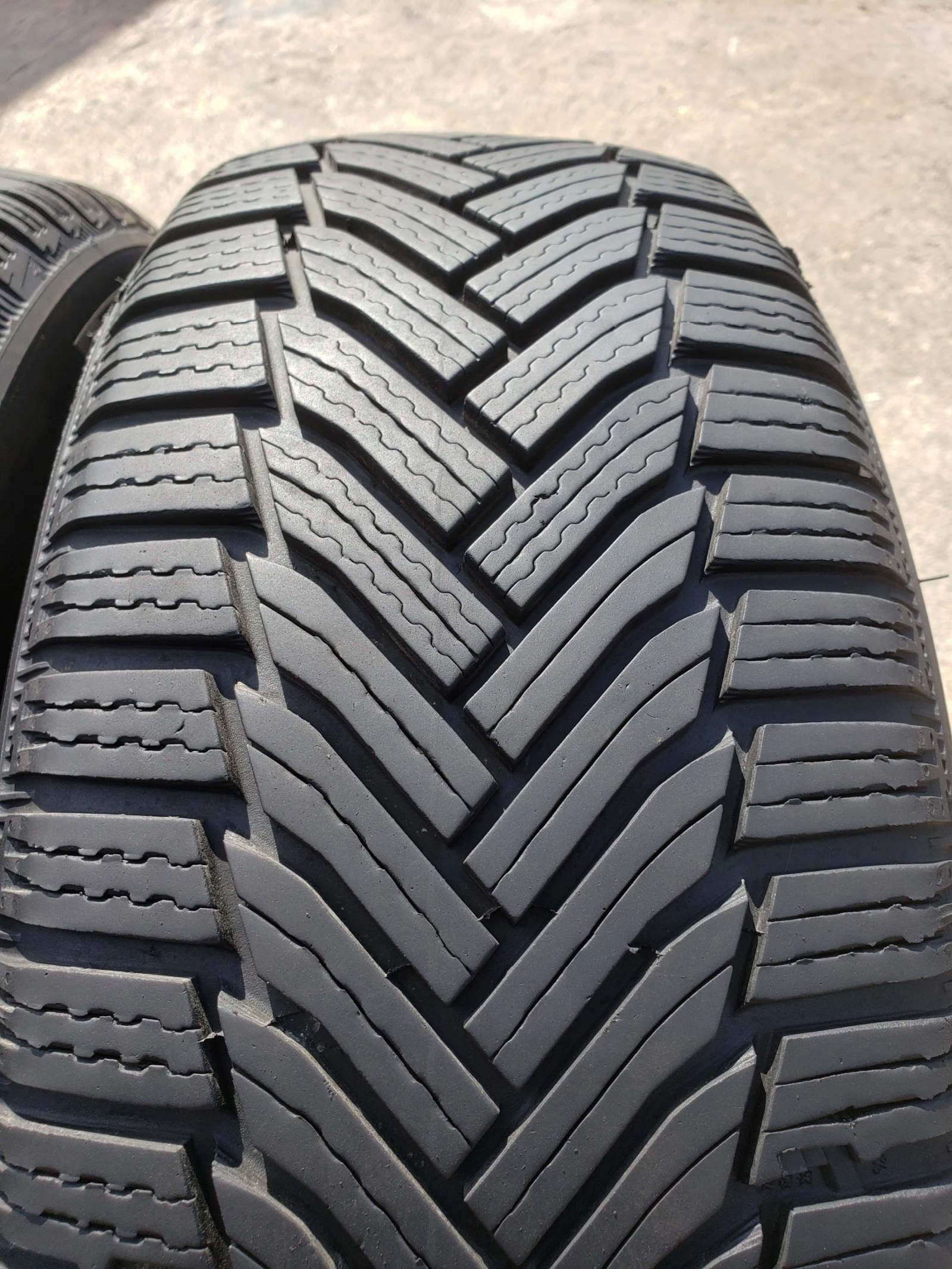 Гуми Зимни 205/60R16