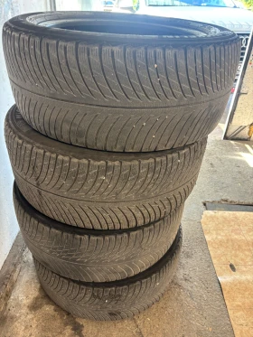 ����� �� �������� �� ���� 285/45R20