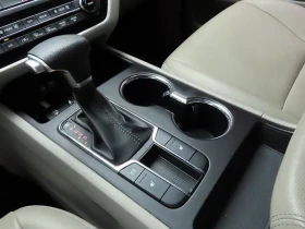 Kia Carnival 11-SEATER DELUXE, снимка 11