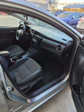 Toyota Auris, снимка 6