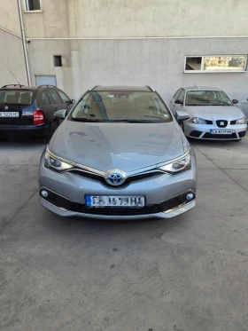 Toyota Auris, снимка 1