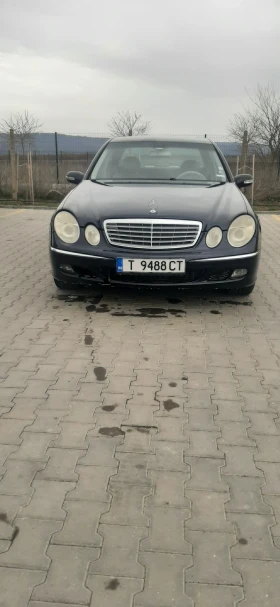 Mercedes-Benz E 270, снимка 14