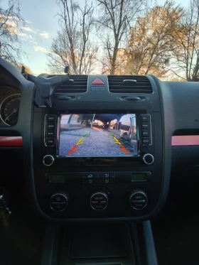 VW Golf - 3300 € / 6454.24 лв. - 50477213 7