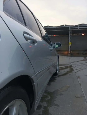 Mercedes-Benz C 220 - 2500 € - 37444533 13